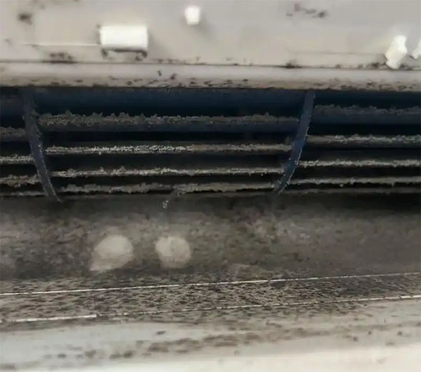 霍邱空调吹的风有股烧焦味是怎么回事